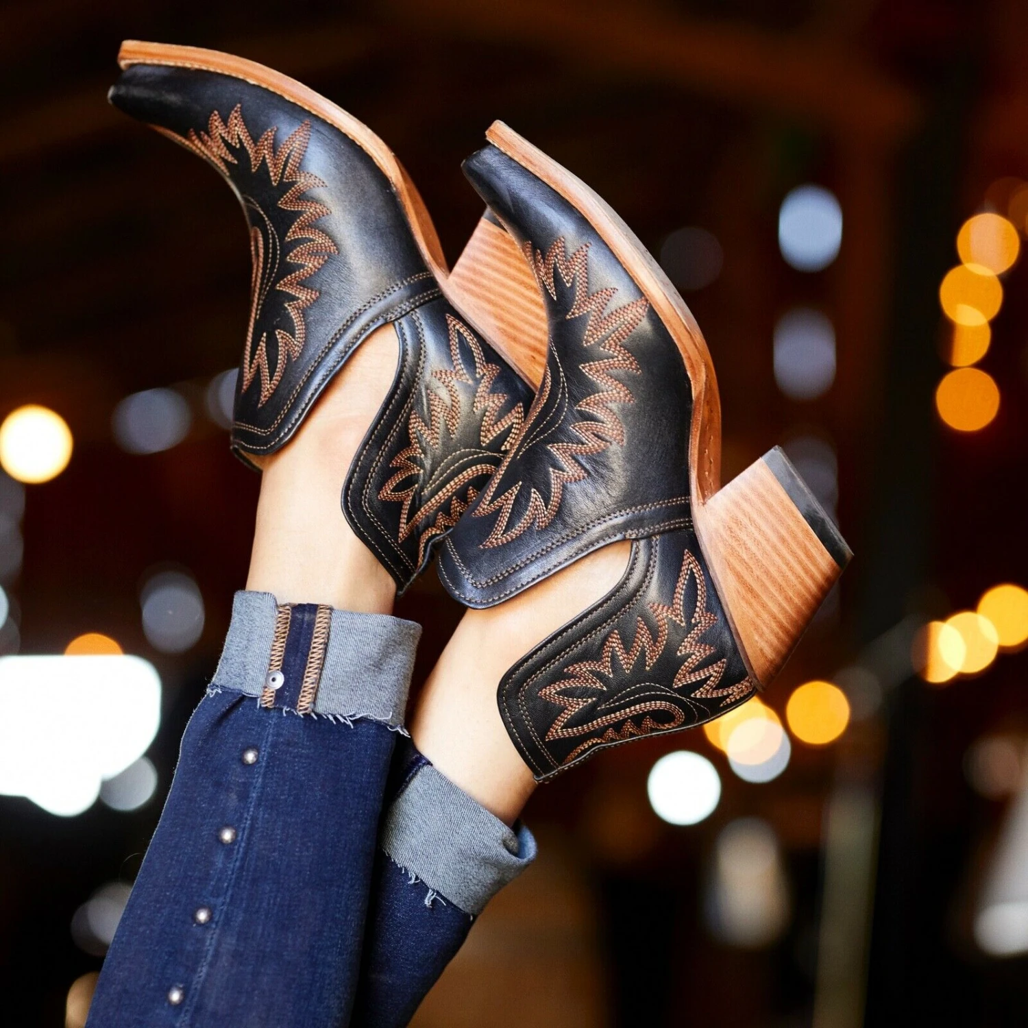 Ariat® Ladies Dixon Brooklyn Black Western Ankle Boots 10029653 - Image 6